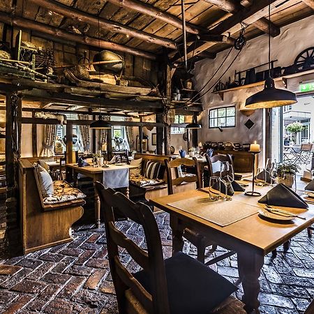 Wellings Romantik Hotel Zur Linde Moers Luaran gambar