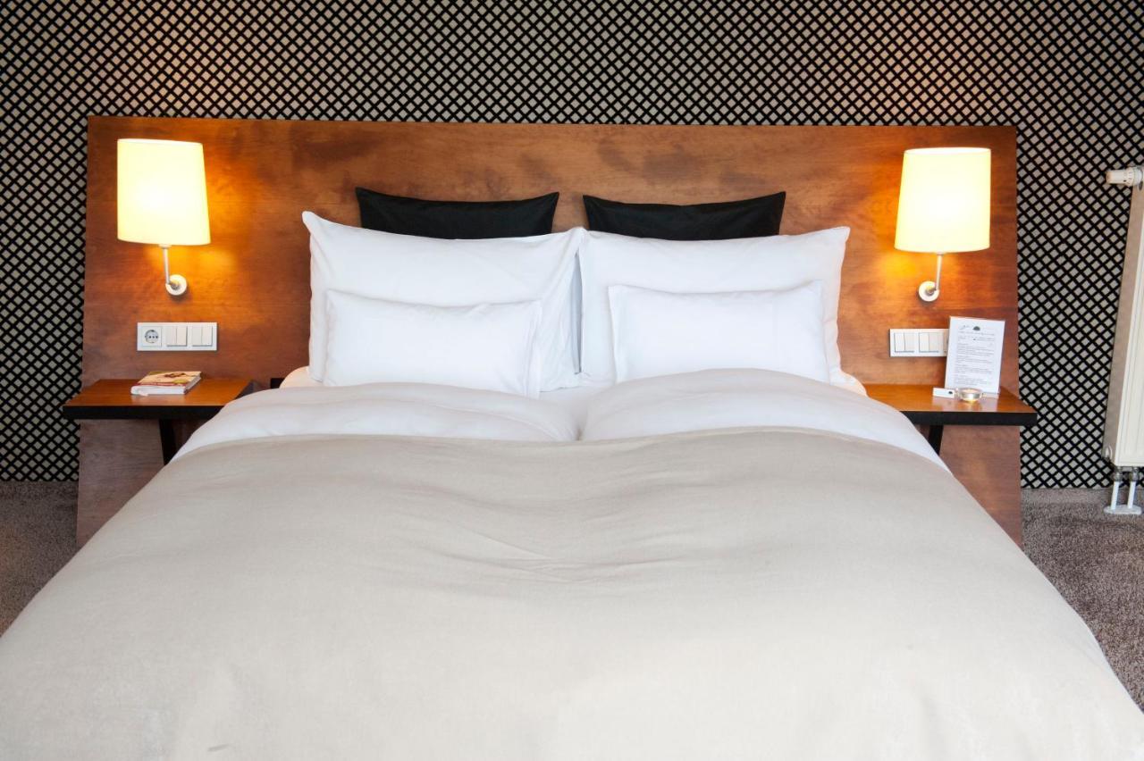 Wellings Romantik Hotel Zur Linde Moers Luaran gambar